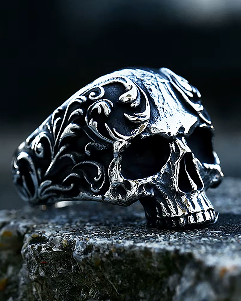 Gothic Ring Skull
