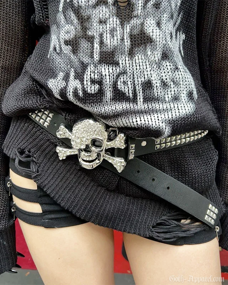 belt-with-skull-buckle-2.png