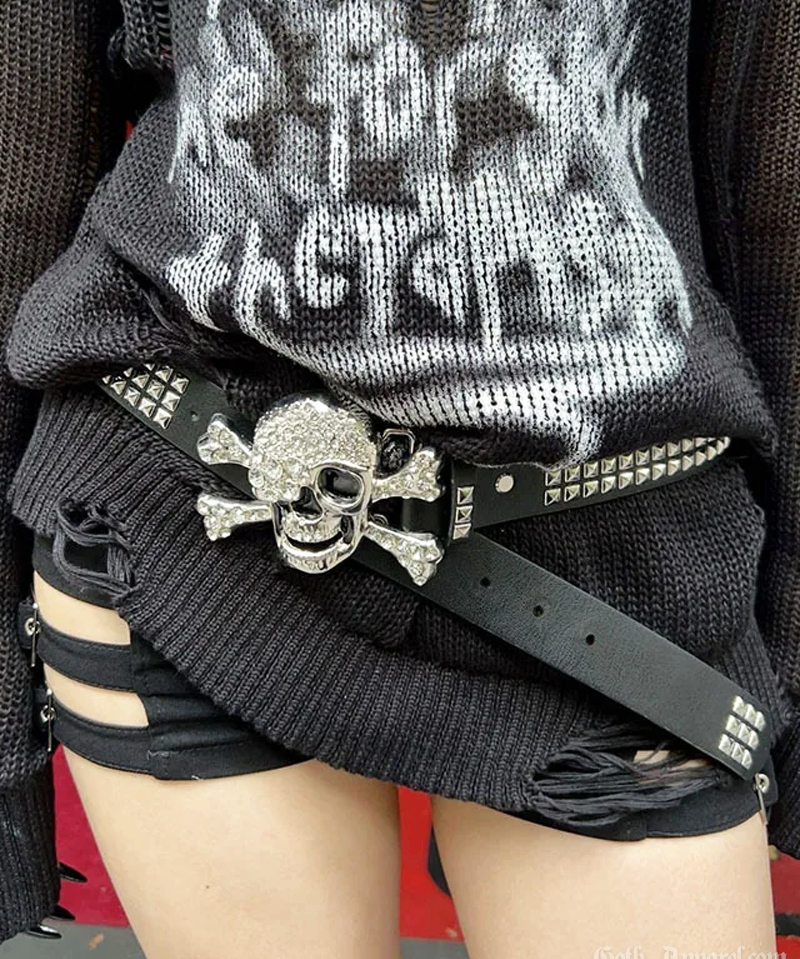 belt-with-skull-buckle-2.png