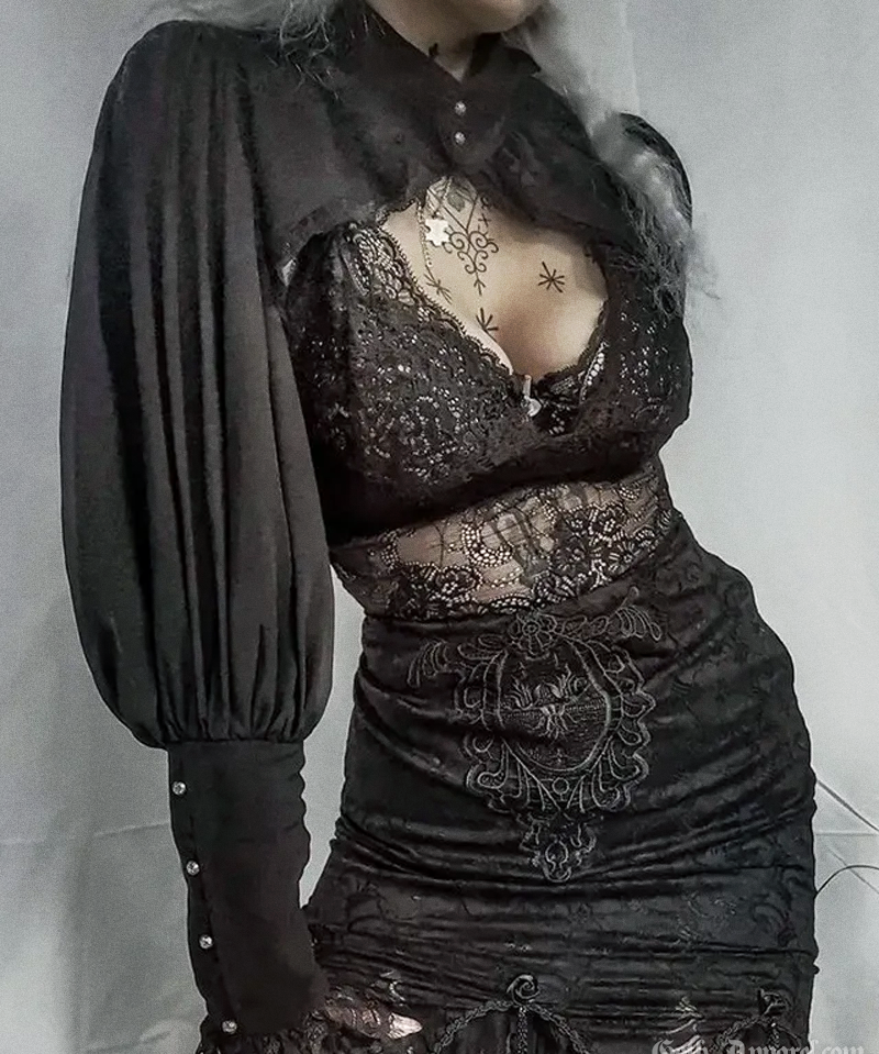 black-gothic-bolero-2_7b062fa9-887f-494d-ae3d-eb0989a2e58c.png