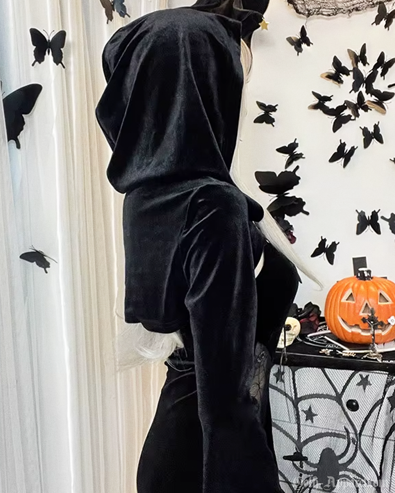 black-velvet-gothic-dress-5.png