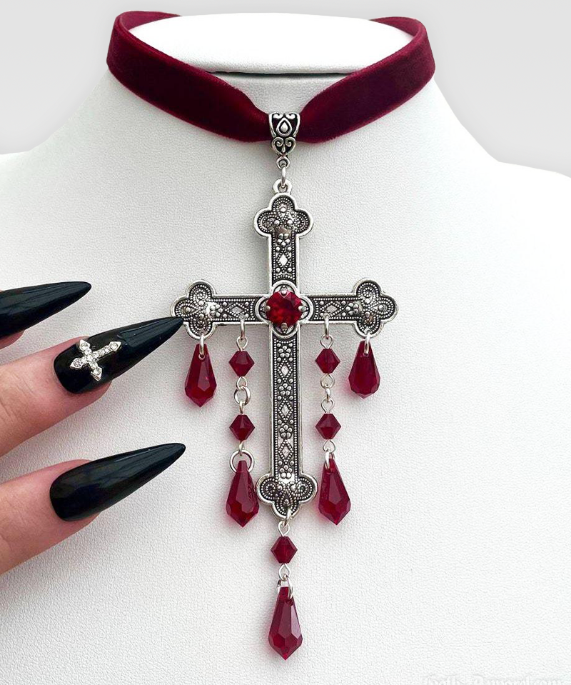 cross-choker-goth-1.png