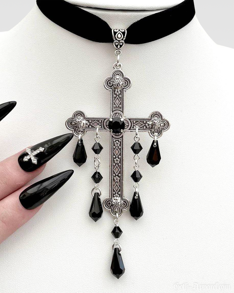 cross-choker-goth-3.png