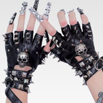 fingerless-leather-gloves-with-spikes-1.png