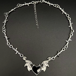 goth-heart-necklace-4.png