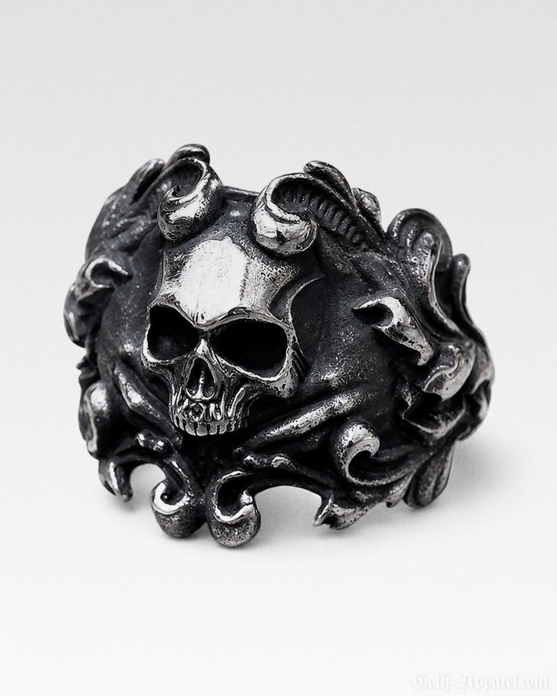 goth-skull-ring-1.png