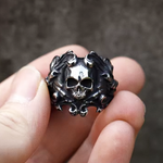goth-skull-ring-2.png