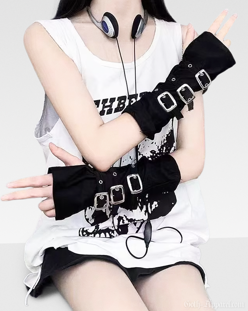 gothic-arm-warmers-with-buckles-1.png
