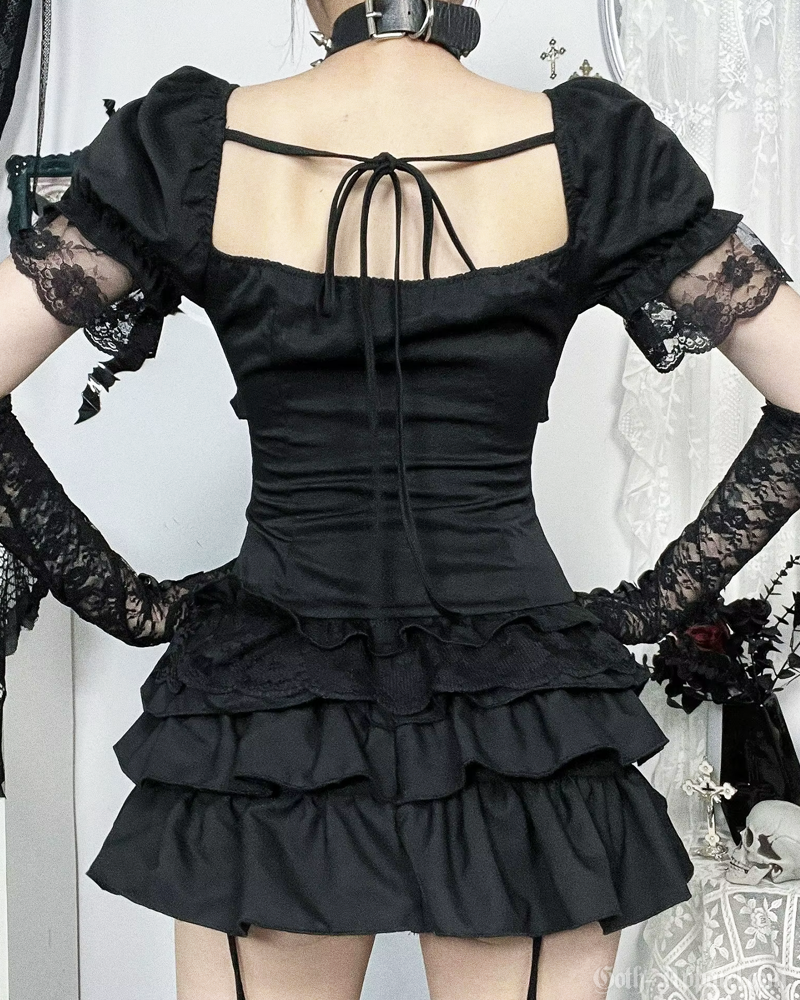 gothic-puff-sleeve-top-3.png