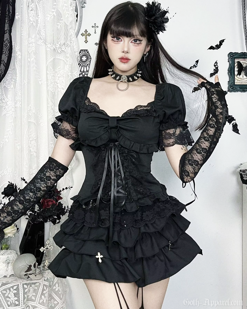 gothic-puff-sleeve-top-4.png