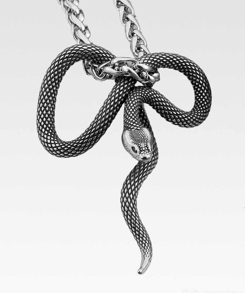 gothic-snake-necklace-1.png