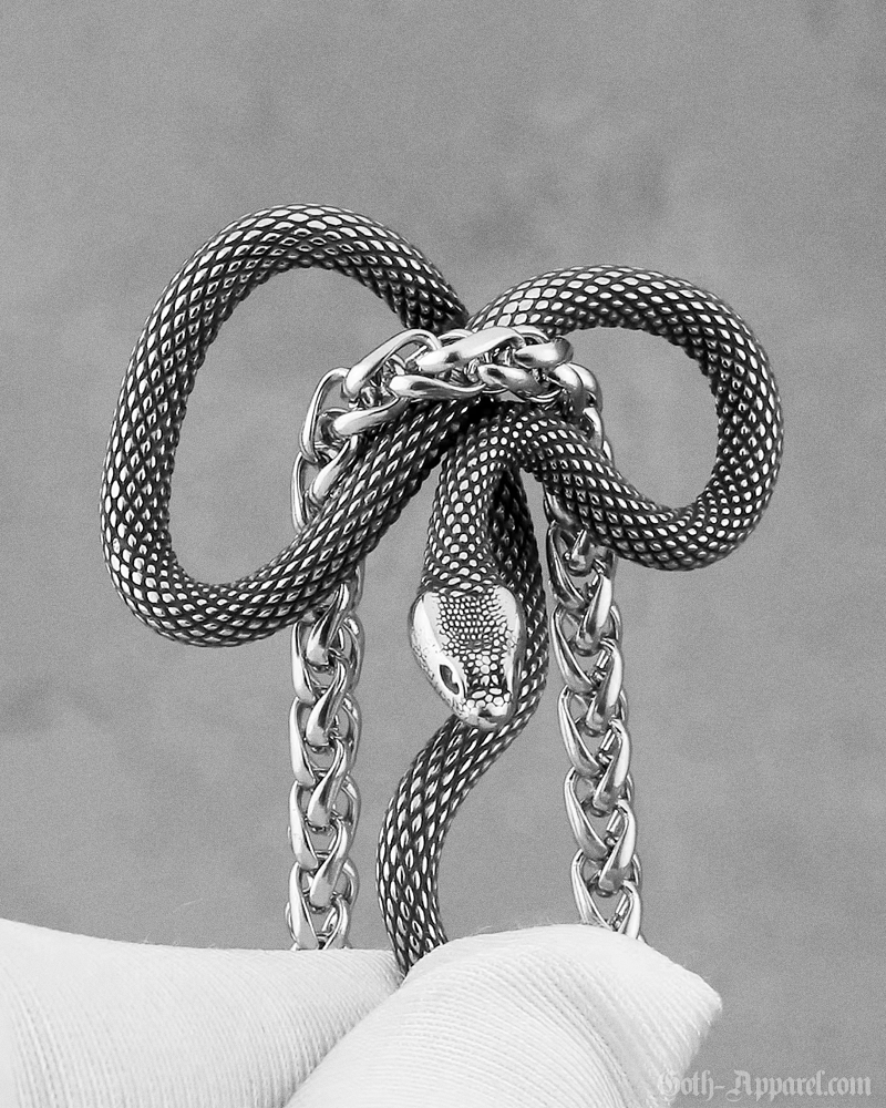 gothic-snake-necklace-4.png