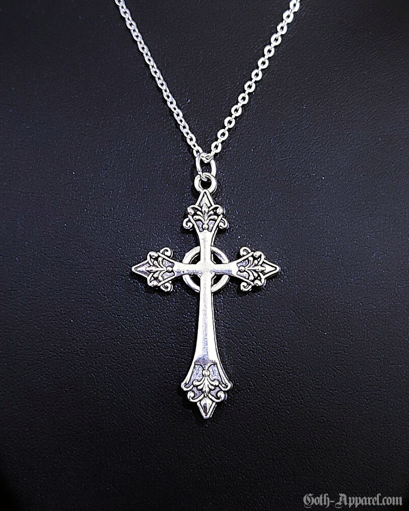 gothic-style-cross-necklace-4.png