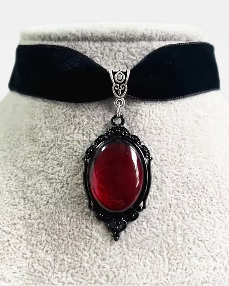 Gothic Velvet Choker