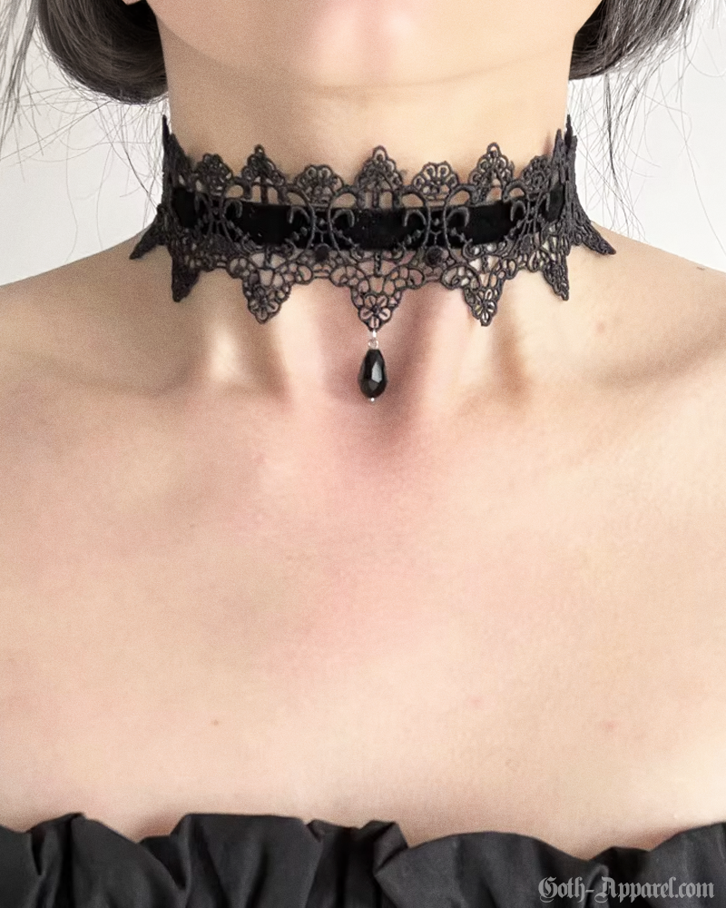 lace-choker-necklace-1.png