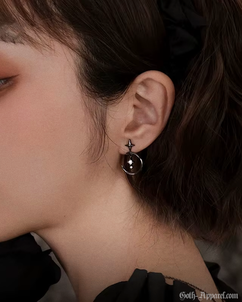 moon-and-star-earrings-2.png