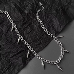 necklace-with-spikes-3.png