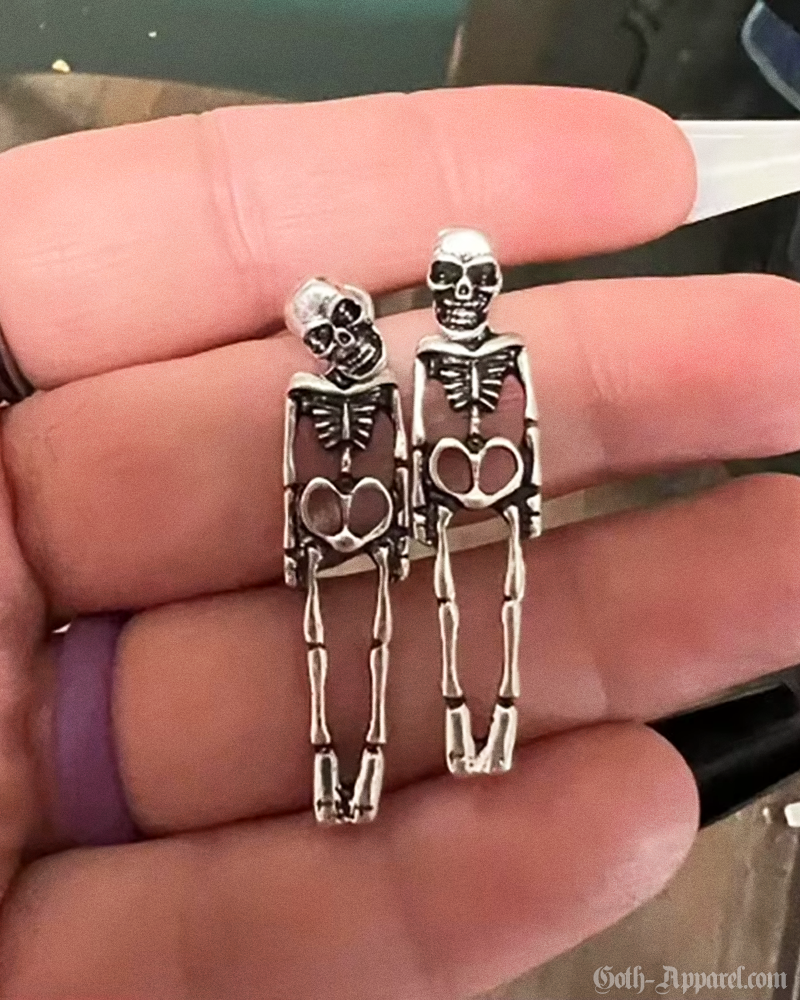 skeleton-earrings-2.png