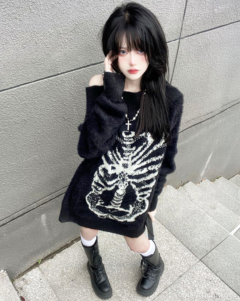 skeleton-knit-sweater-3.png