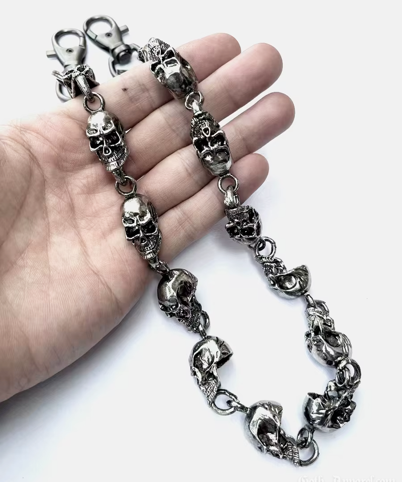 skull-pants-chain-2.png