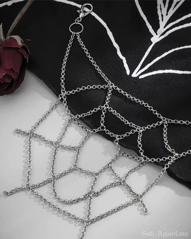 spider-web-pants-chain-3.png