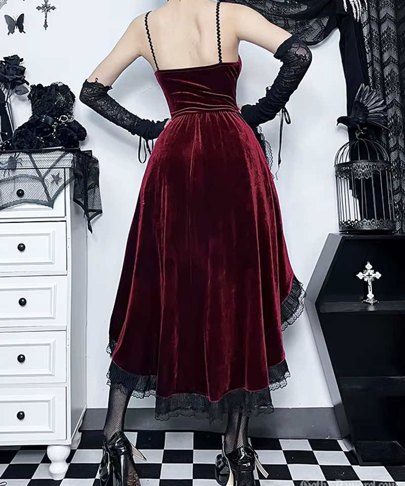 velvet-dress-gothic-2.png