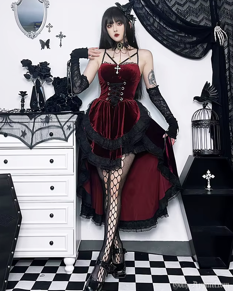 velvet-dress-gothic-3.png