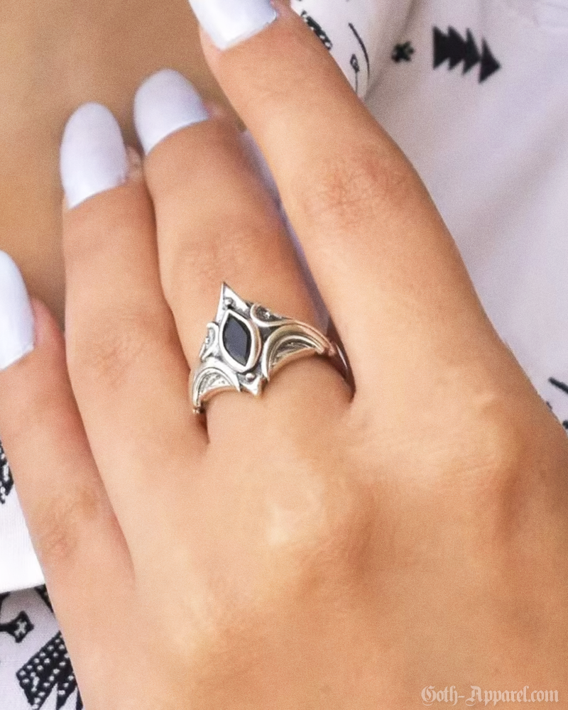 victorian-gothic-ring-3.png