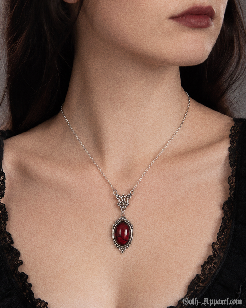 victorian-pendant-necklace-2.png