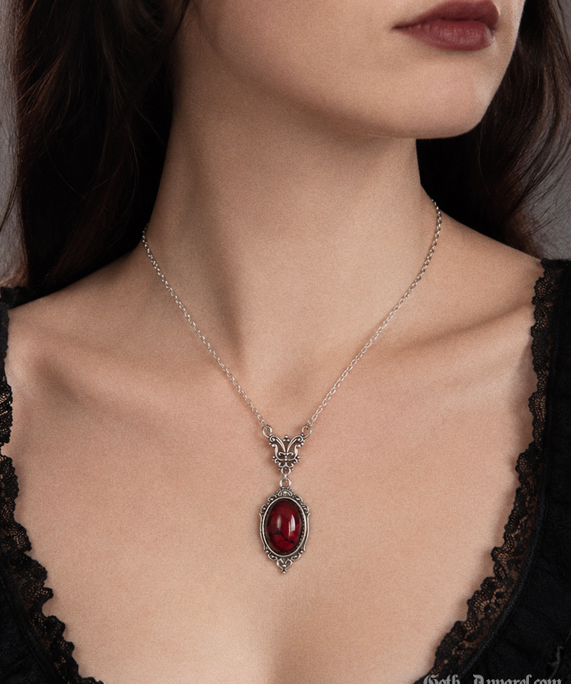 victorian-pendant-necklace-2.png